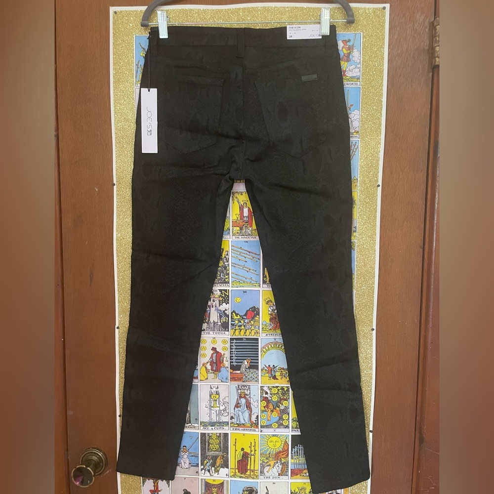 Joe’s Jean - The Icon - Snakeskin - Size 28